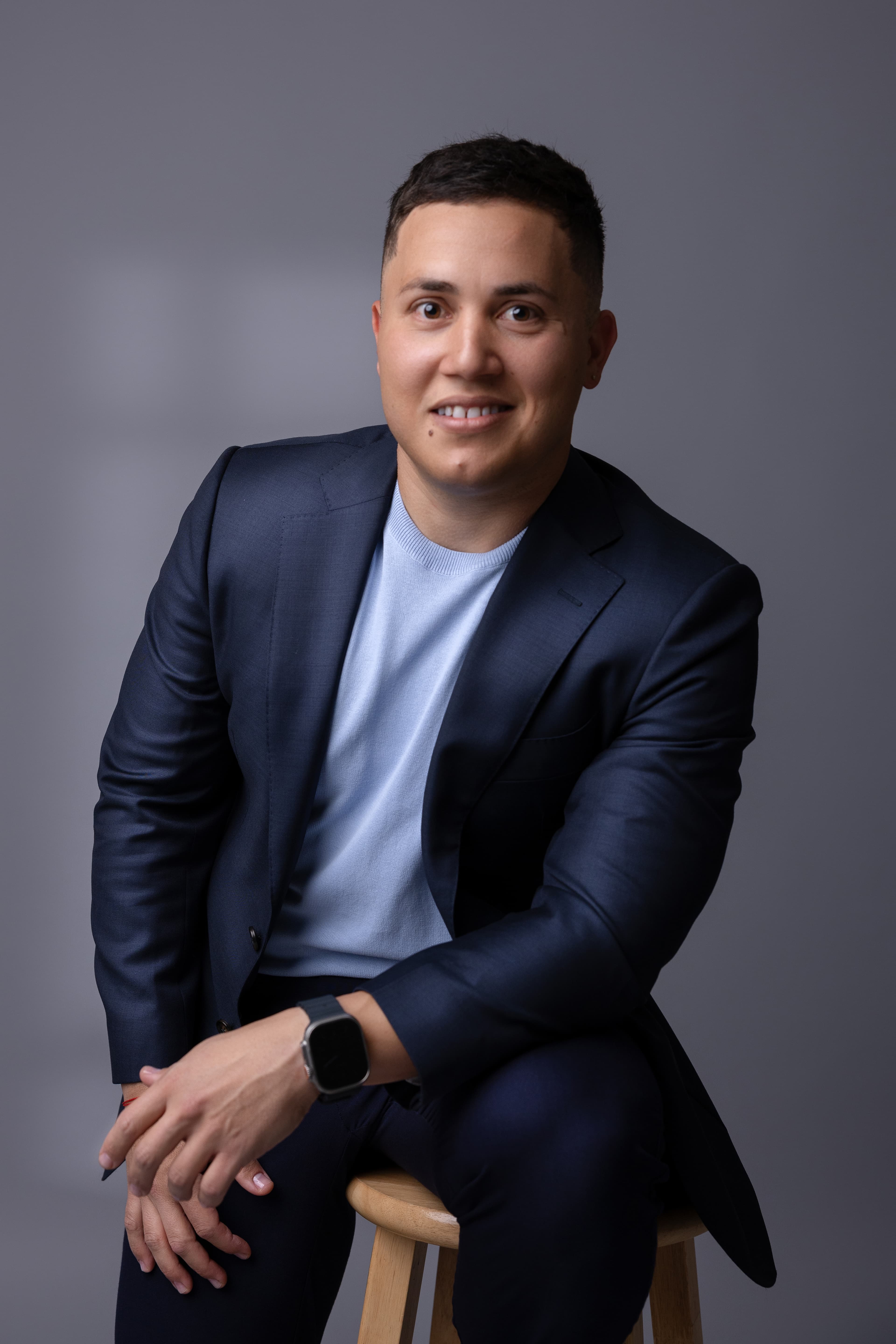 Carlos Cabale headshot